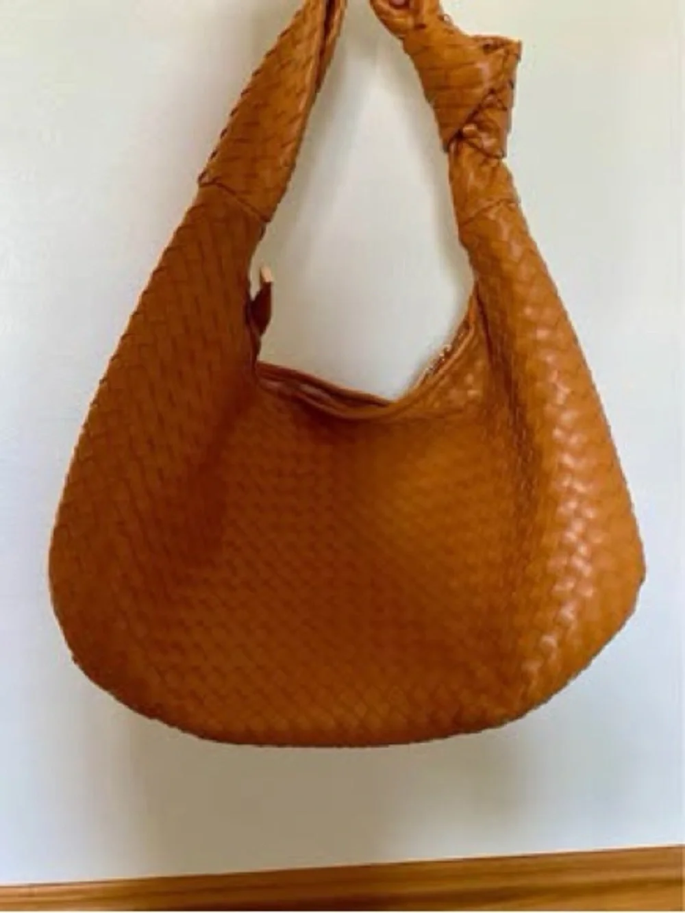 Melie Bianco Woven Hobo Bag in Tan